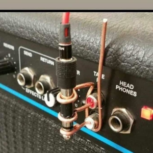 jerry rigged guitar amp.png